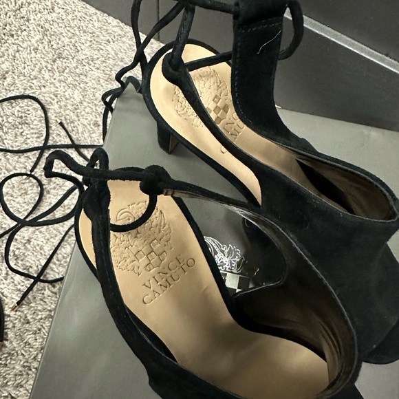 Vince Camuto Black Suede High Heels size 9 - Picture 9 of 11